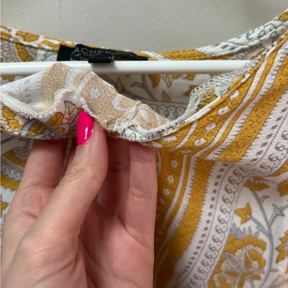 Rachel Zoe gold paisley blouse size XS - Picture 8 of 8